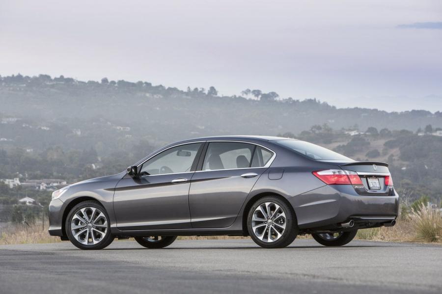  Honda Accord Sport Sedan 2013 года  (фото 85 из 147)